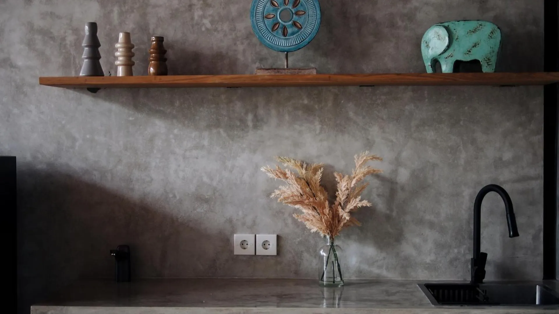 Waves Loft Canggu 0*, Чангу Индонезия